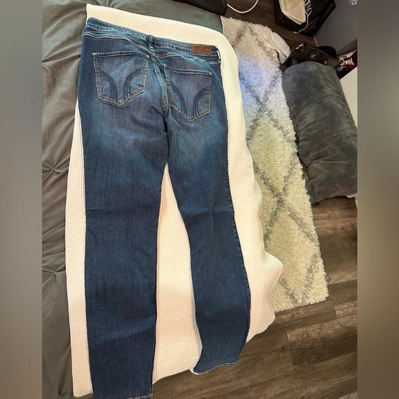 Hollister jeans size 30/30 high rise super skinny - Picture 3 of 3